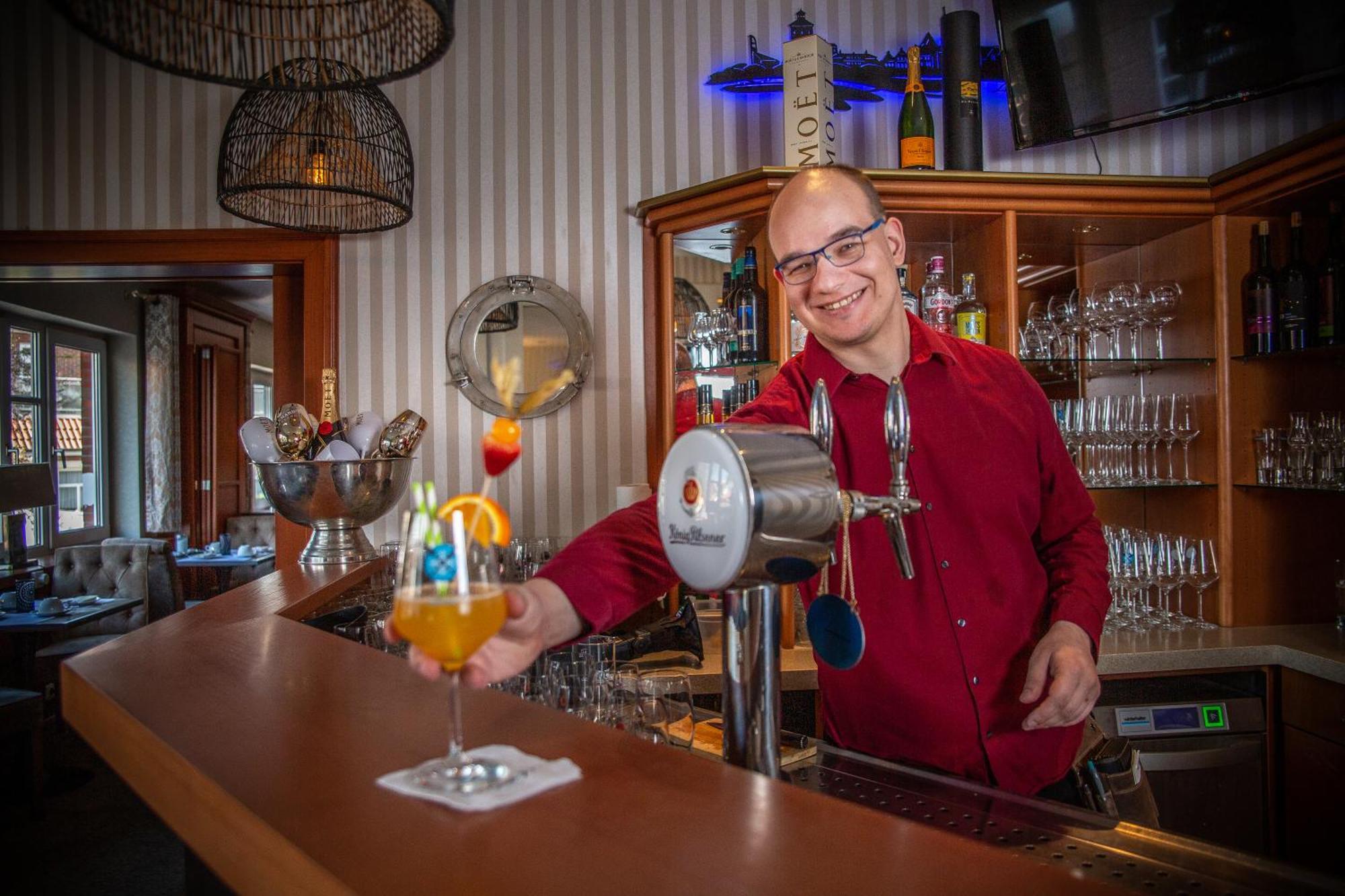 HOTEL DÜNENLÄUFER Langeoog Buitenkant foto